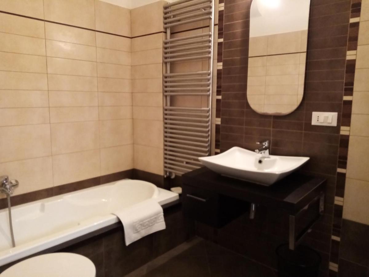 Bed and Breakfast Dimora Storica Le Perle Lecce Zewnętrze zdjęcie